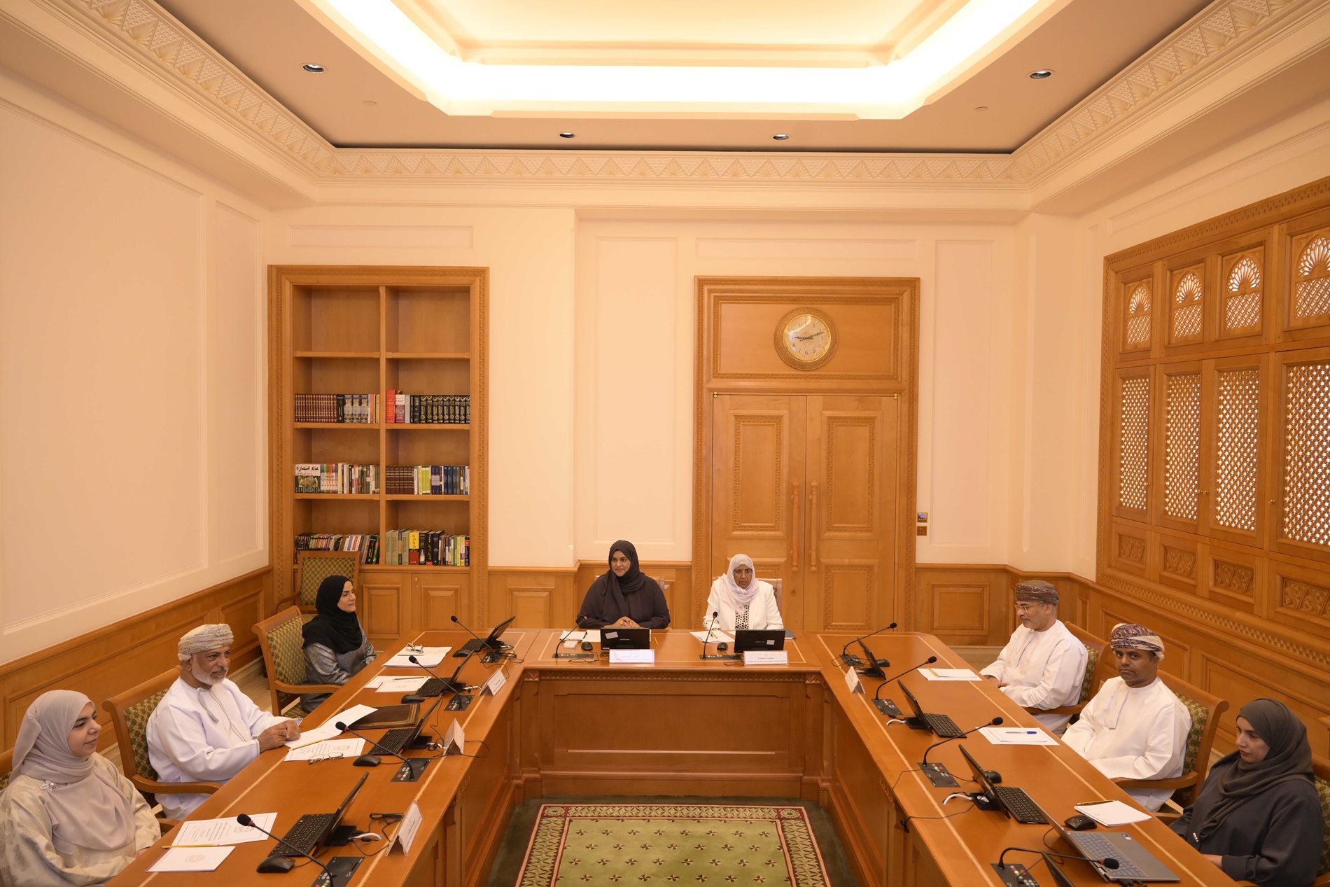 الأخبار